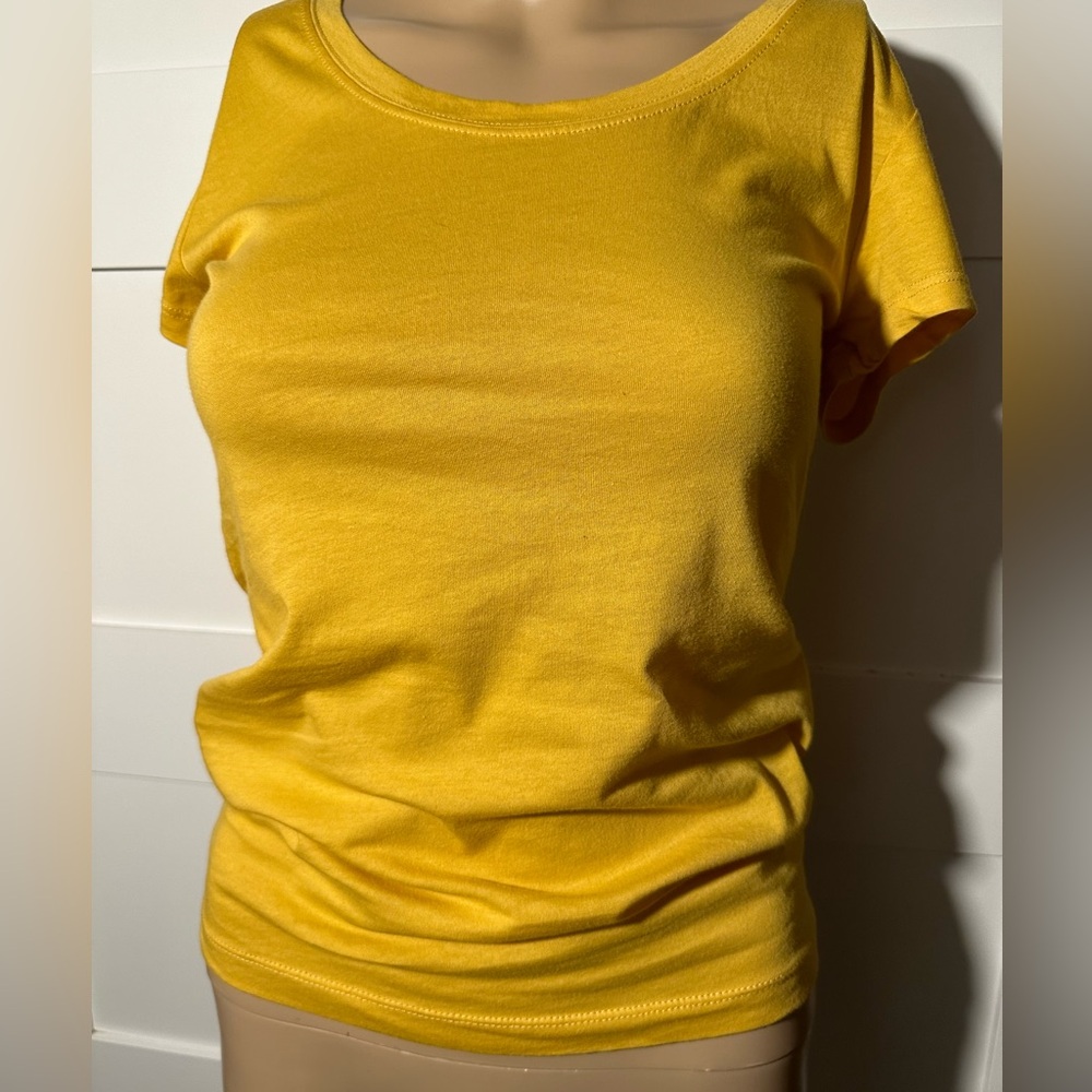 Active Basics Women's Yellow T-Shirt - Size Small